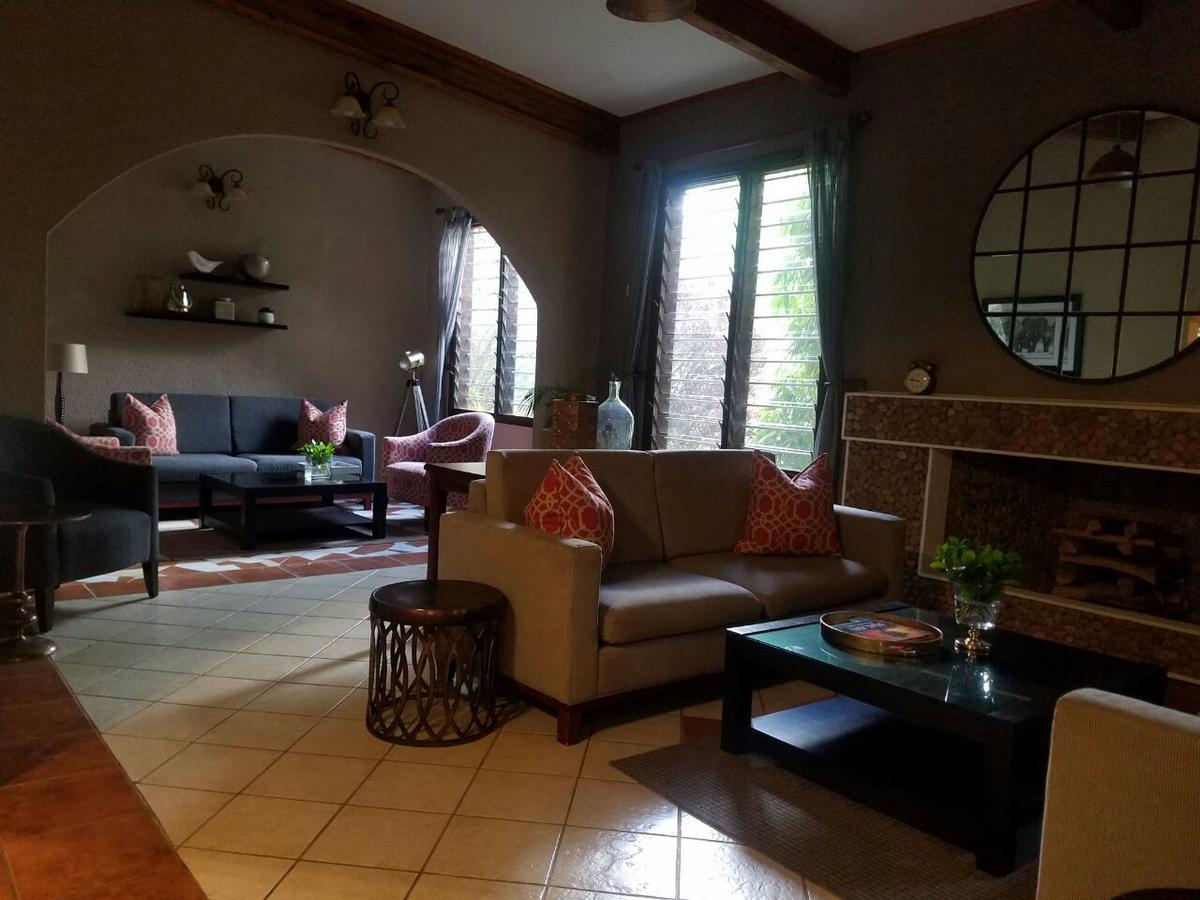 Ufulu Gardens Hotel Lilongwe Eksteriør bilde