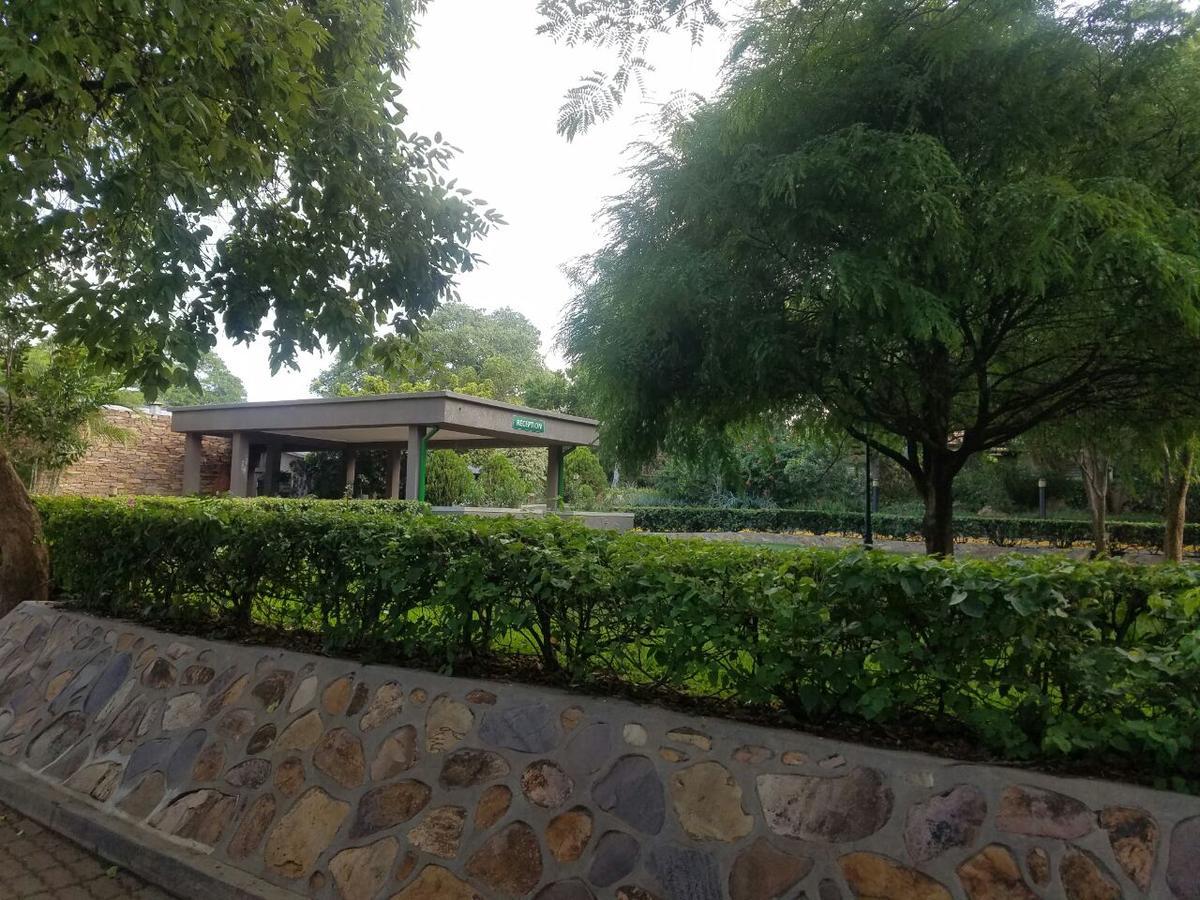 Ufulu Gardens Hotel Lilongwe Eksteriør bilde