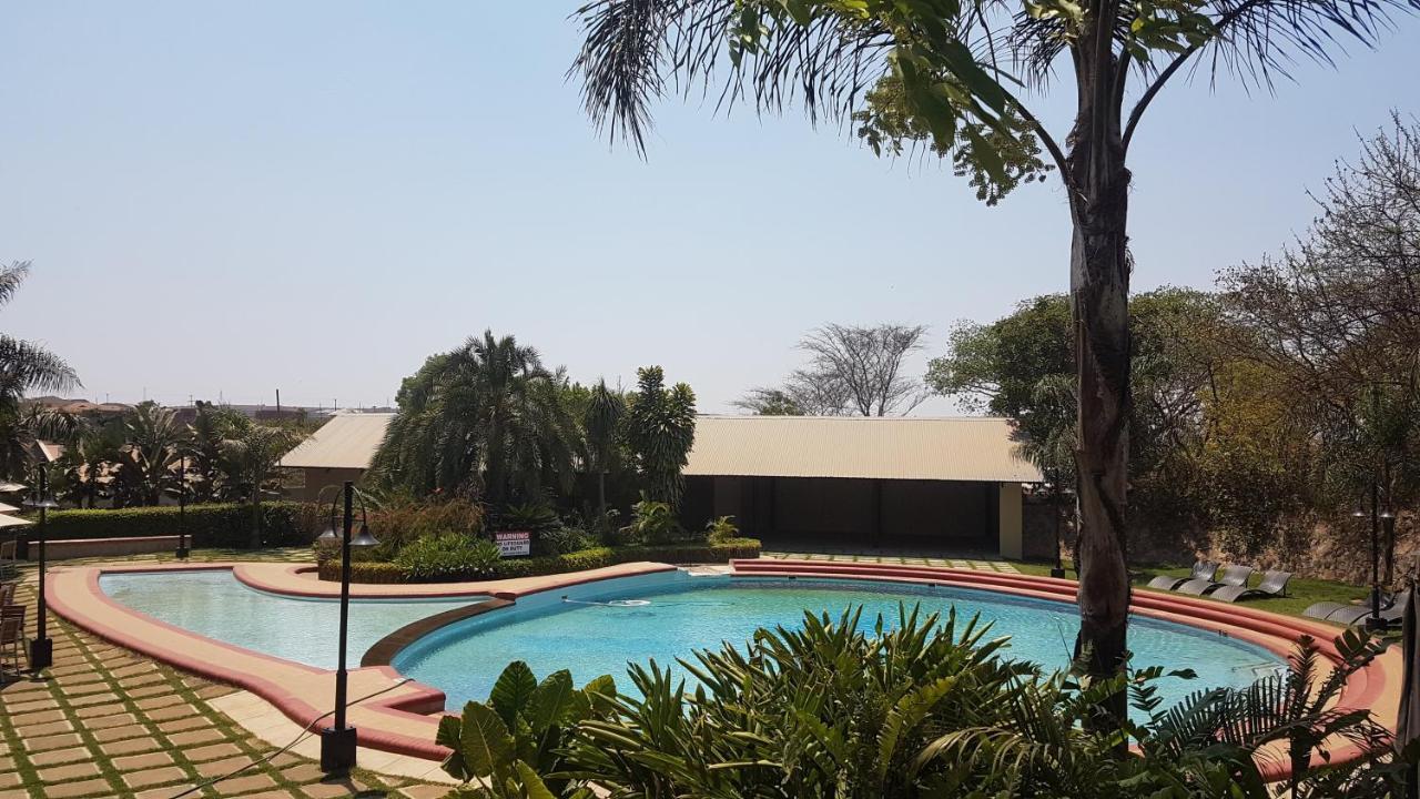 Ufulu Gardens Hotel Lilongwe Eksteriør bilde